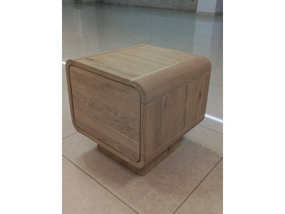 Тумба прикроватная из массива дуба Ливонез